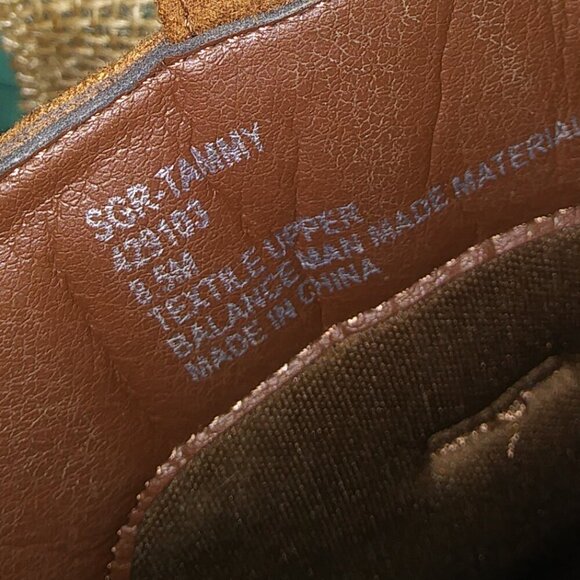 Women's "Sugar Tammy" Brown Faux Suede Boots Size 8.5M - Picture 13 of 13